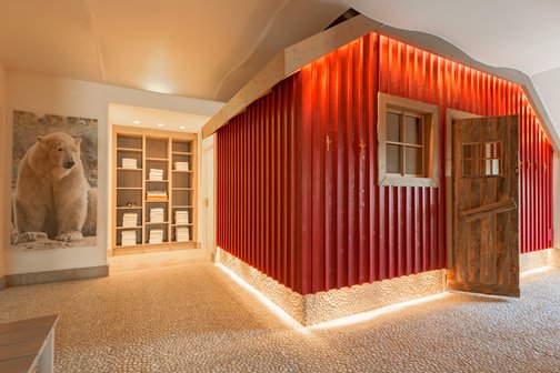 Rote Sauna-Hütte des Park-Hotel Hagenbeck