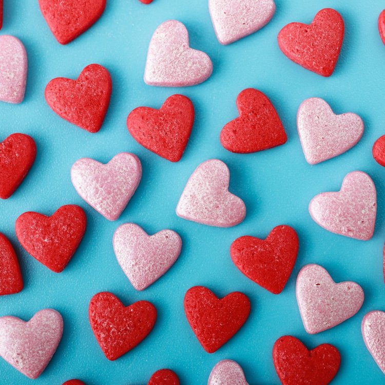 Viele rote und rosa Herzen