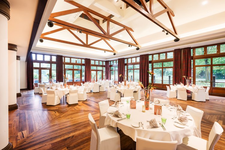 Festlich geschmückter Carl Hagenbeck Saal