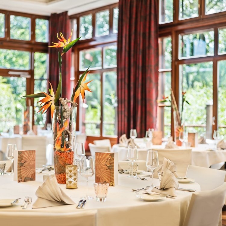 Festlich geschmückter Carl Hagenbeck Saal