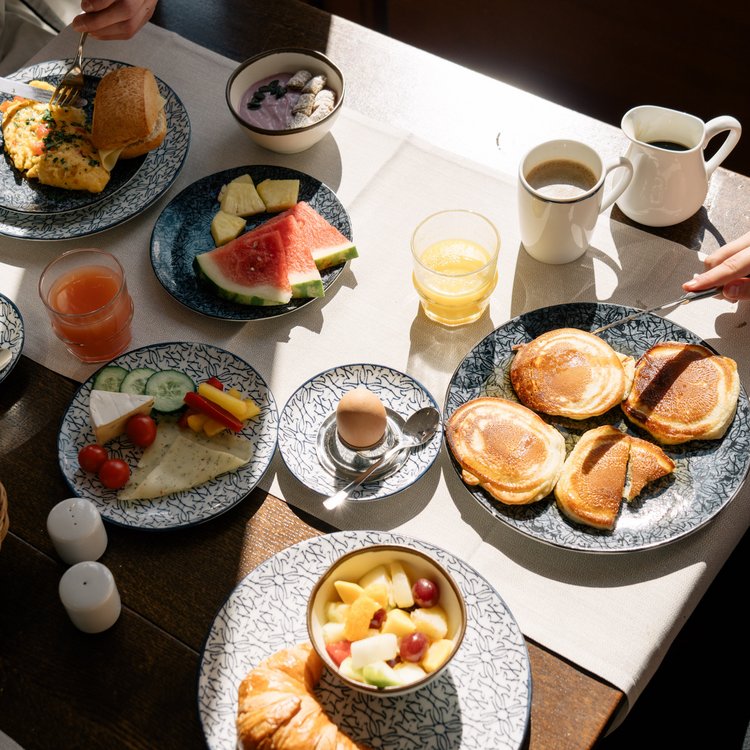 Frühstückstisch von oben